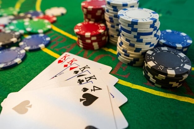 Multi-camera live dealer studio broadcast in Pretty Gaming on bestiebet